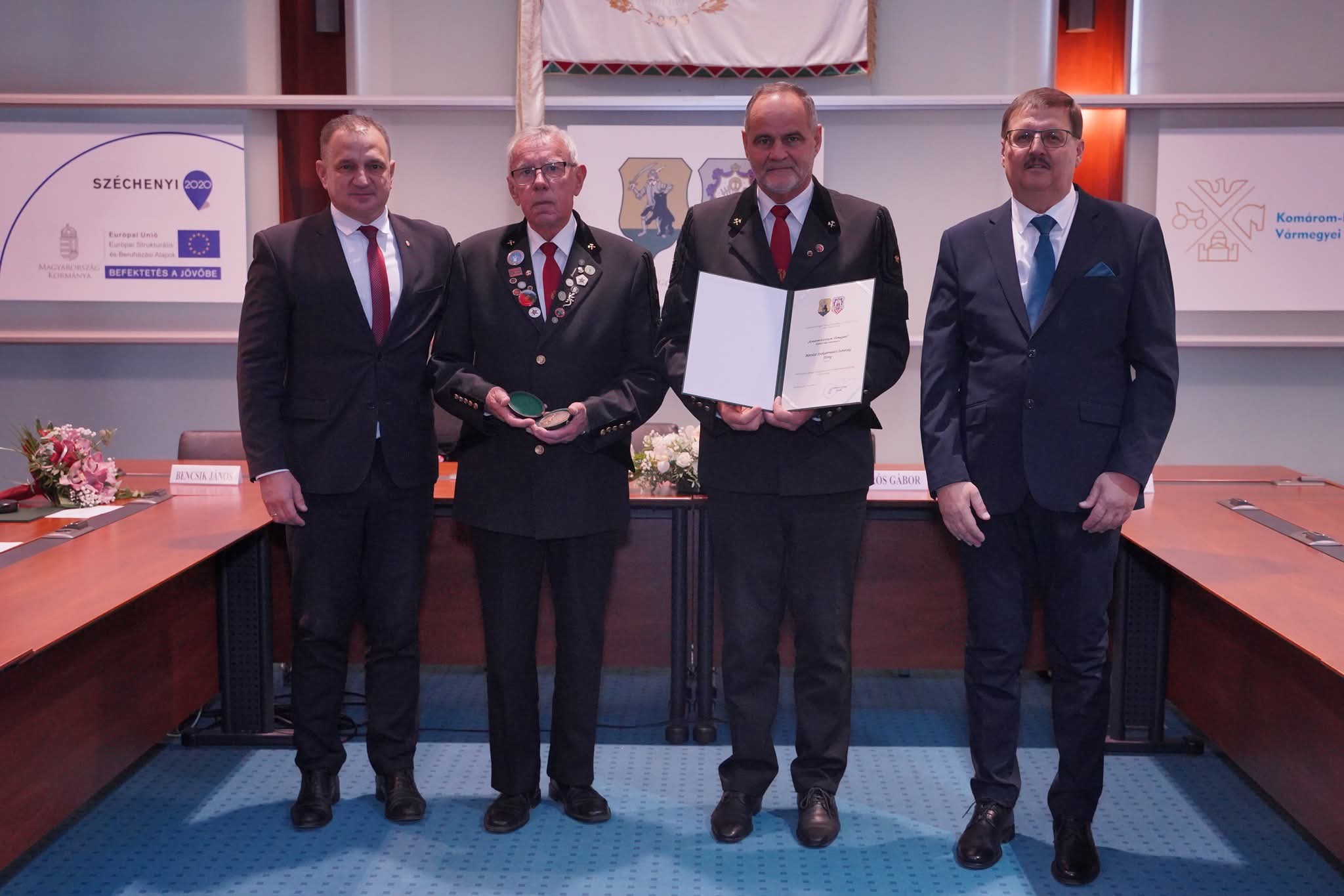 Dorogi Bányász Szakszervezet kitüntetés átadás